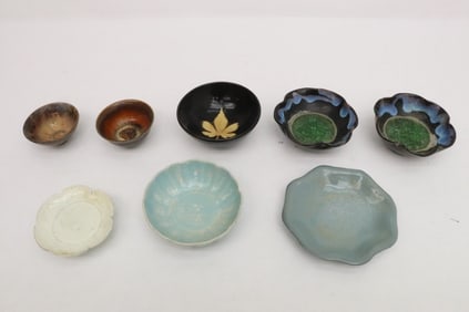 8 Song style bowls/ plates