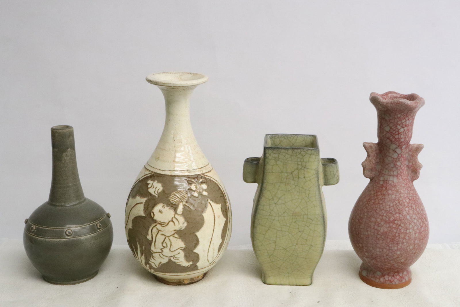 4 Song style vases (1 of 10)