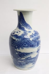 Chinese blue and white porcelain vase