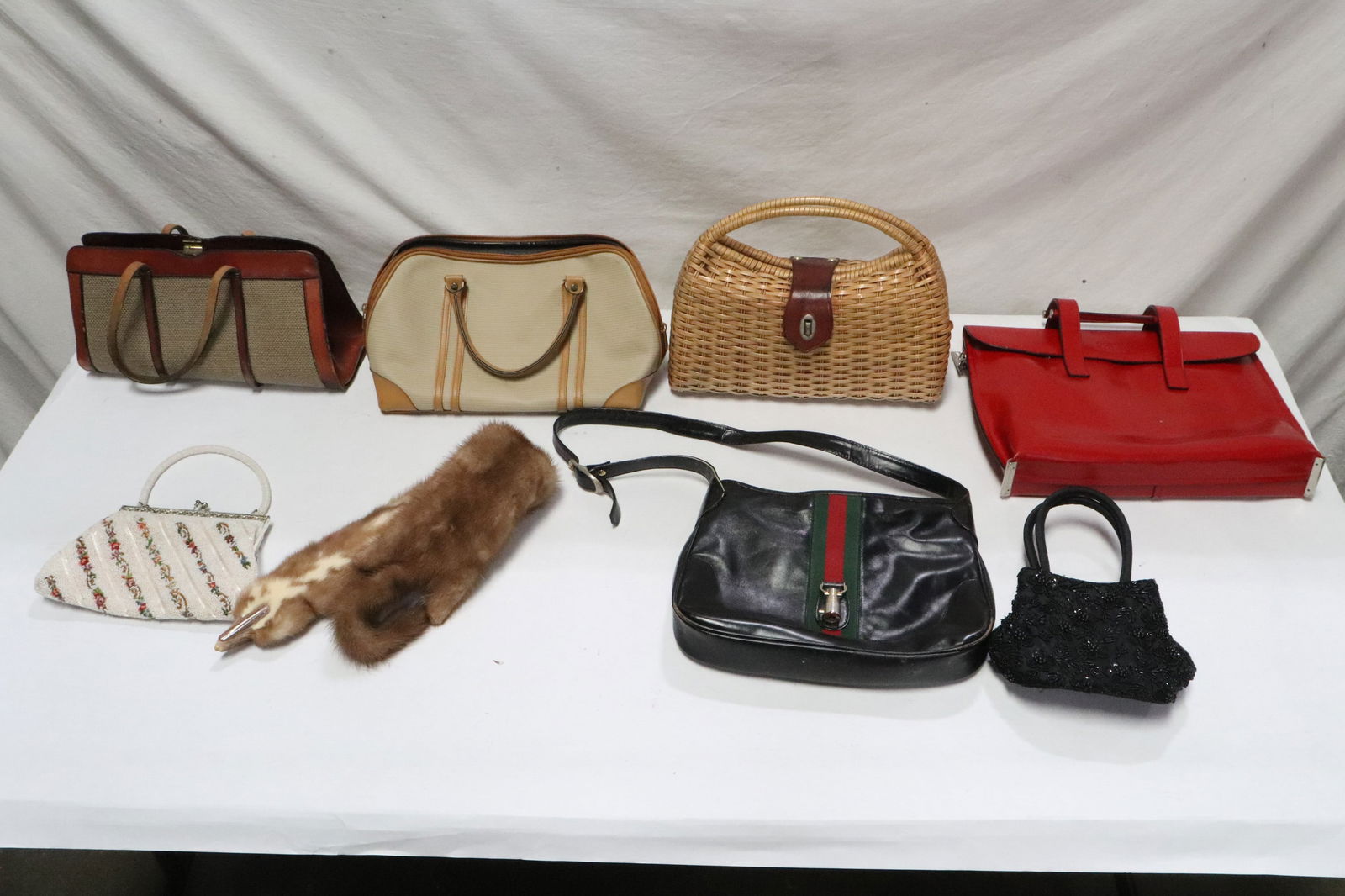7 lady's handbags (1 of 11)