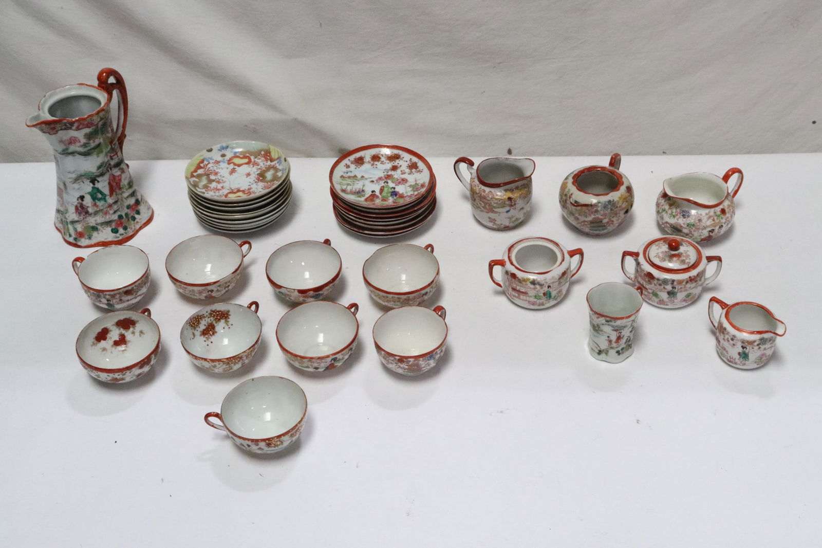 Large lot of vintage Japanese Kutani porcelain pieces (1 of 11)