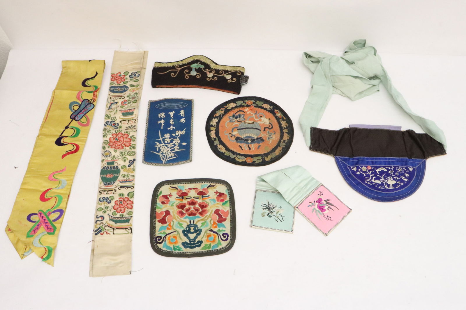 8 Chinese vintage embroidery items (1 of 9)
