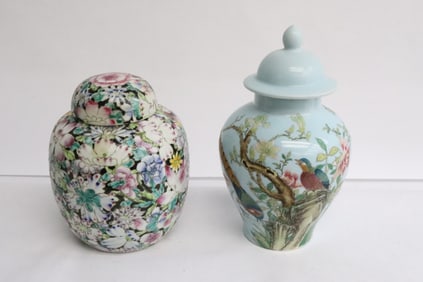 2 famille rose covered jars