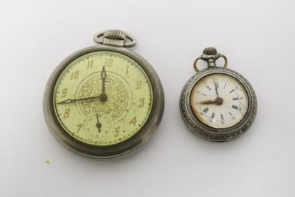 2 pocket watches