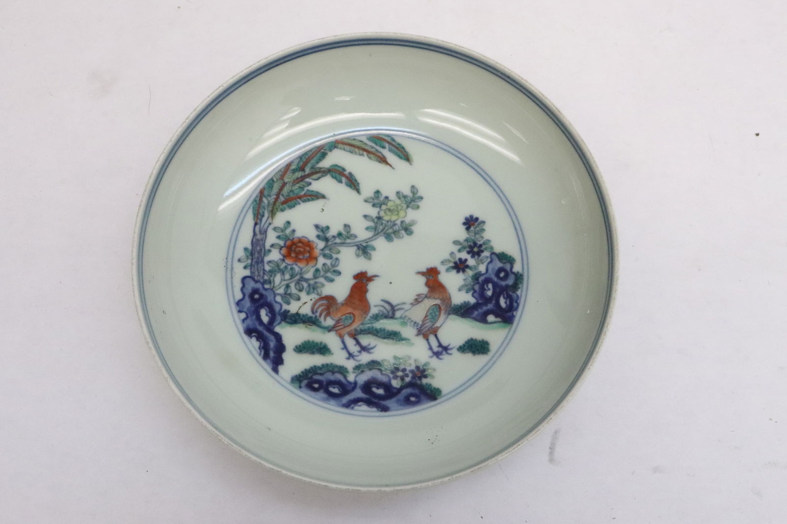 Fine small doucai porcelain plate (1 of 11)