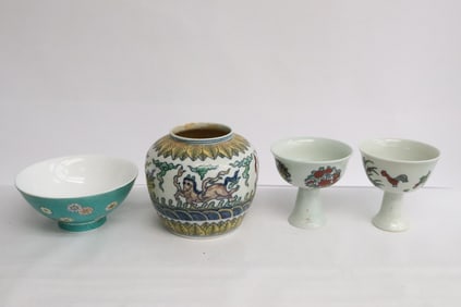 4 pieces Chinese wucai porcelain