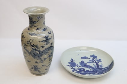 2 blue and white porcelain pieces