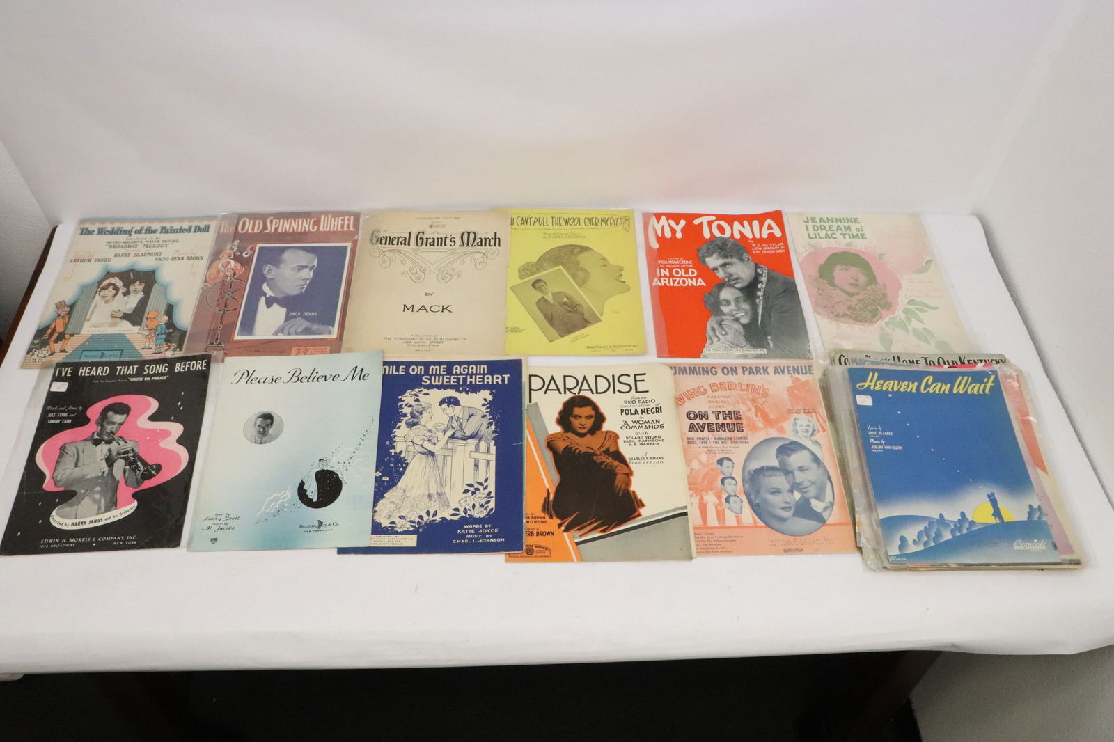 Approx. 40 early 20th century sheet music (1 of 12)