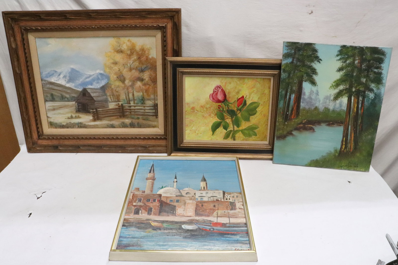 4 oil paintings: 4 oil paintings, 10.63"x13.7" (F:16.9"x19.9"x1.15") - 15.65"x19.65" (F:24.15"x28.15"x1.9")