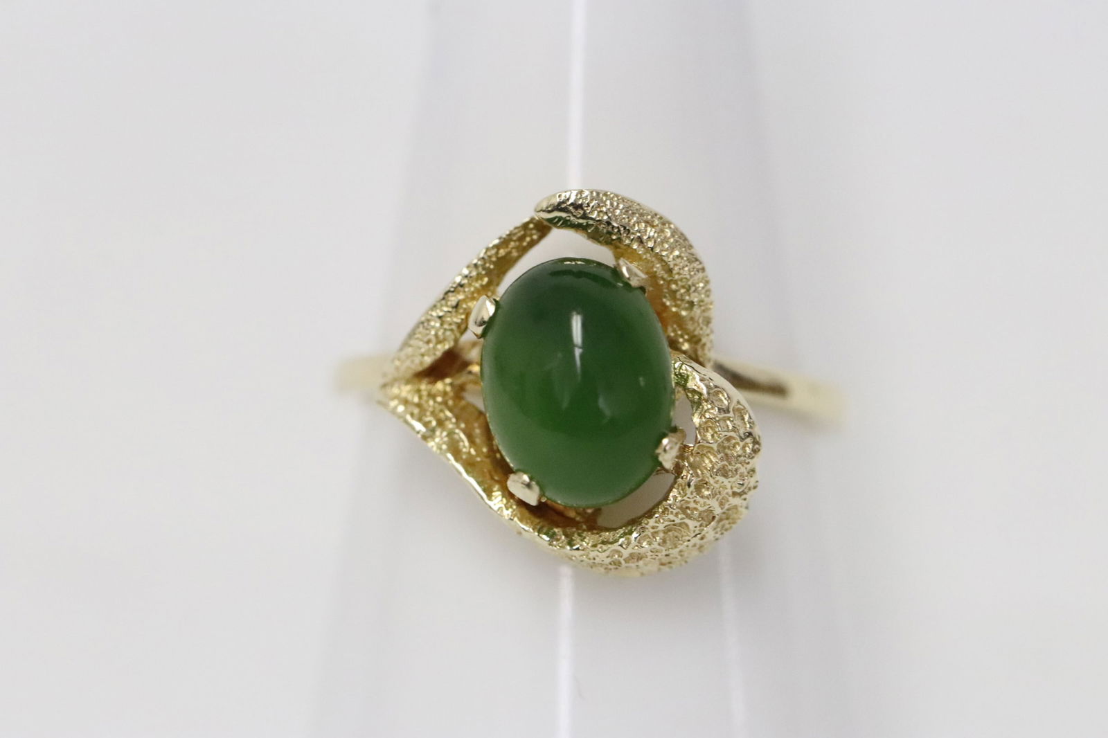 14K Y/G jadeite ring (1 of 9)