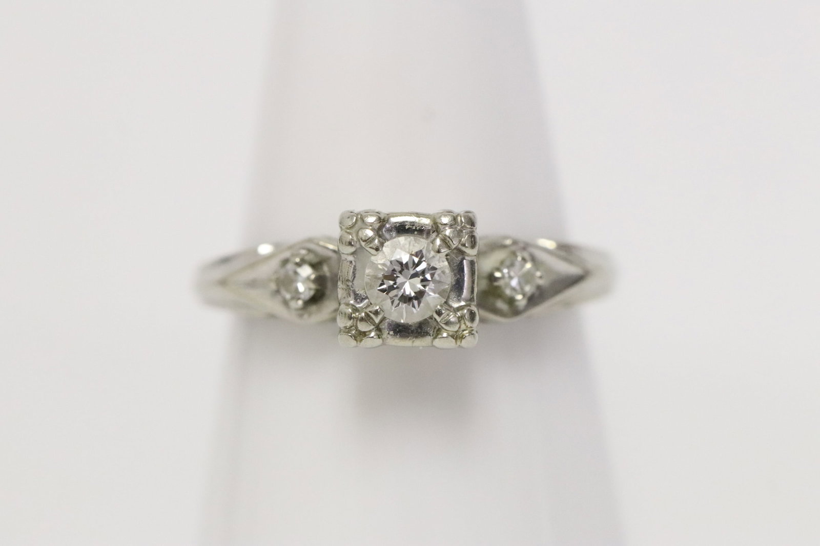 14K W/G diamond ring (1 of 7)