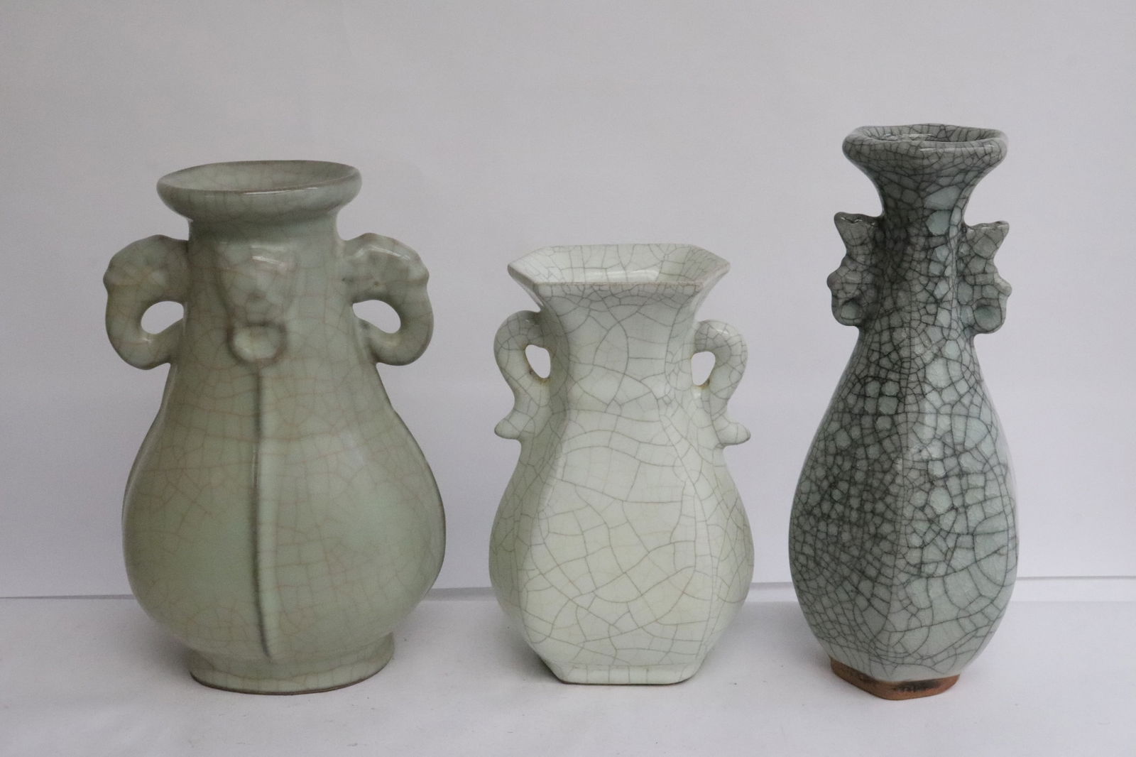 3 Song style vases: 3 Song style vases, 7.3"x3.5"x4.7" - 9.5"x3.8"x4.1"