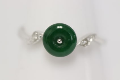 18K W/G jadeite ring