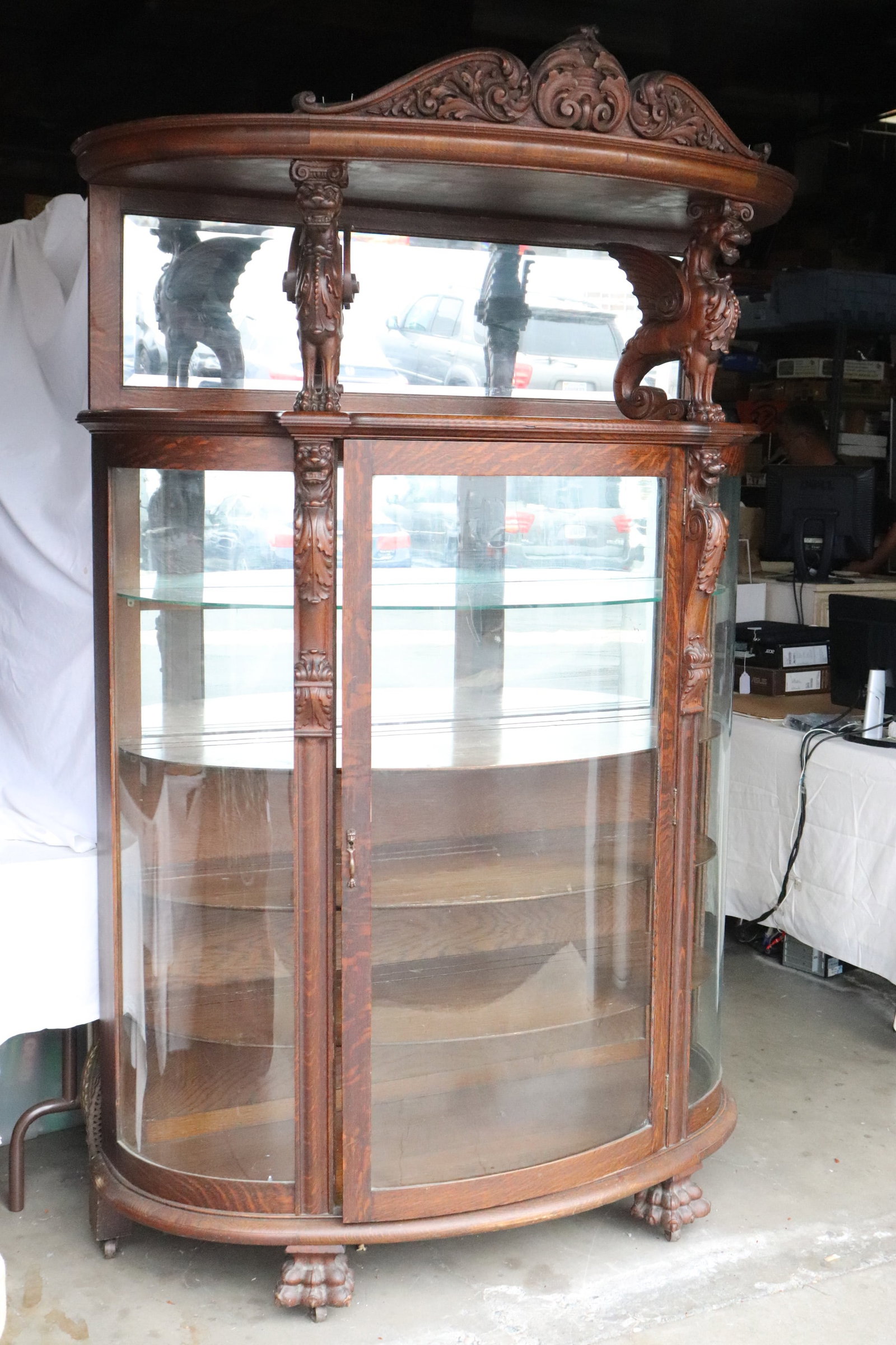 Victorian tiger oak bow front display case (1 of 14)