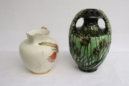 2 porcelain items