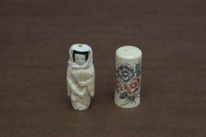 2 Japanese bone carved netsuke