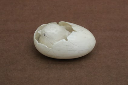 Japanese bone carved netsuke