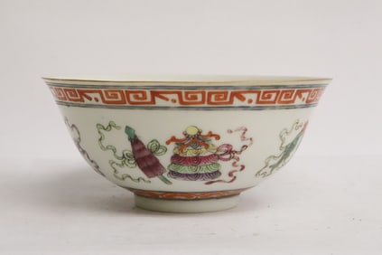 Chinese famille rose porcelain bowl