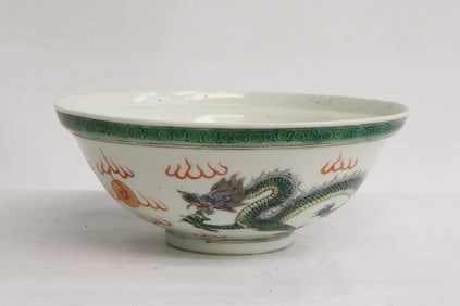 Chinese famille rose porcelain bowl