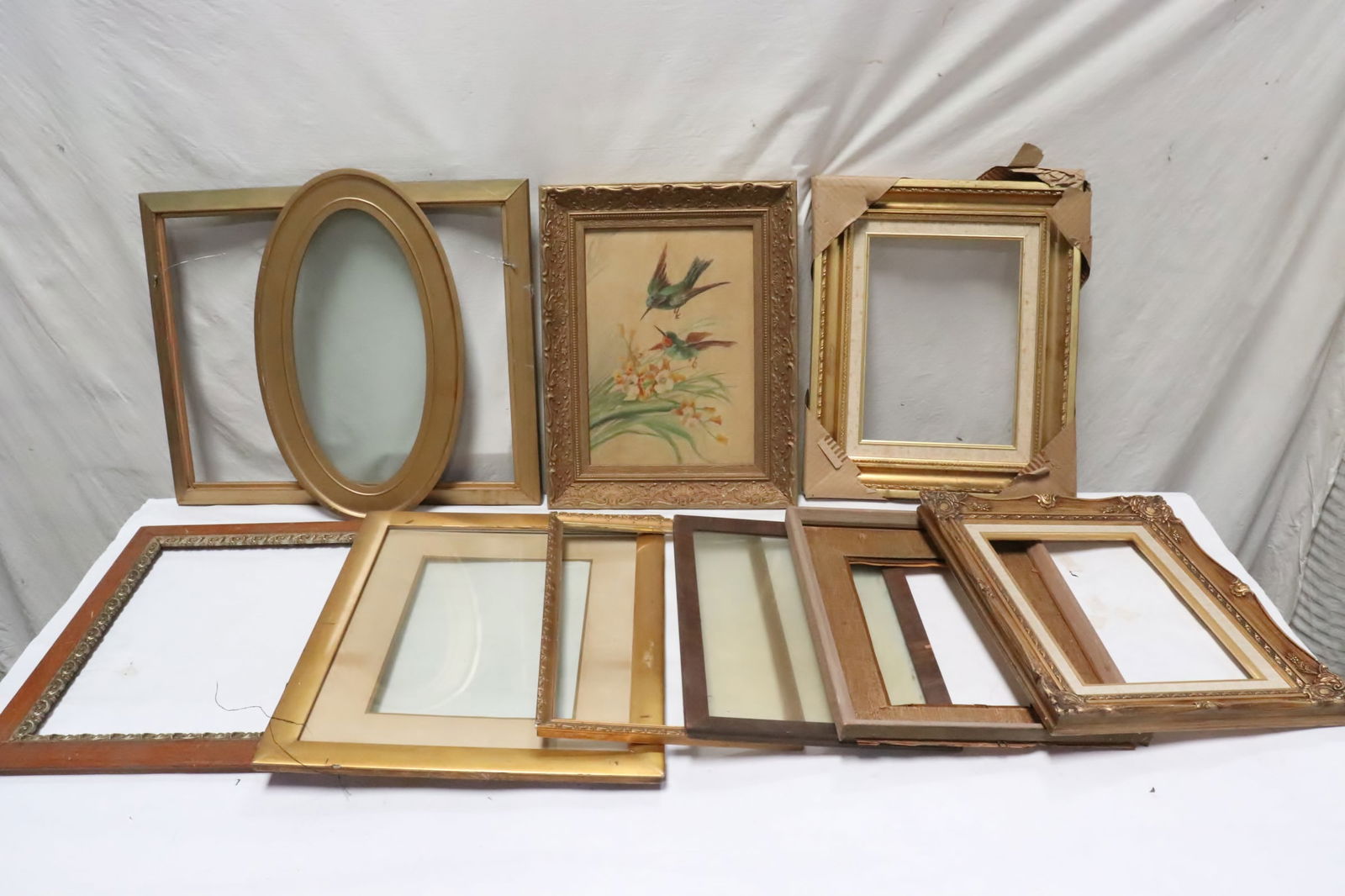 9 picture frames: 9 picture frames, 16.5"x11.5"x0.7" - 22.3"x18.35"x1.2"