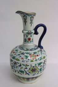 Fine Chinese doucai porcelain ewer
