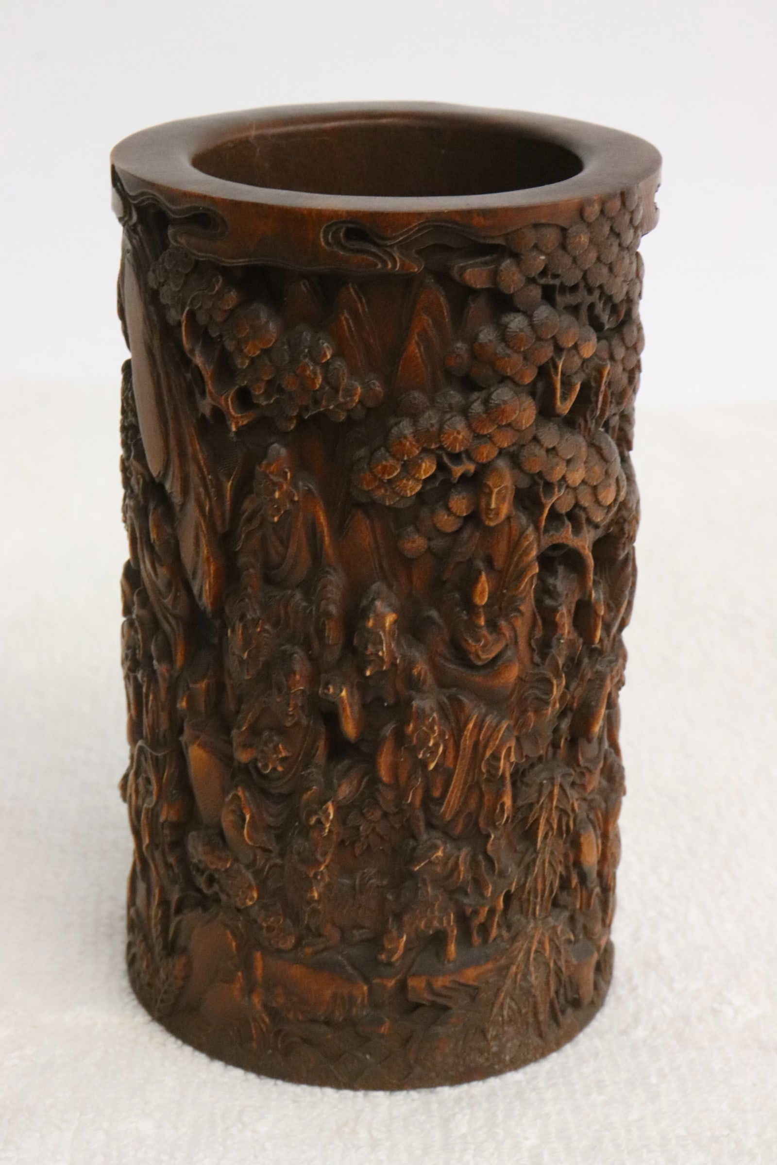 Bamboo carved brush holder: Bamboo carved brush holder, 3.85"x2.3"dia