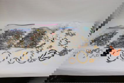 Large lot of misc. jewelry