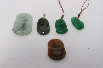 Lot of 5 jadeite like carvings