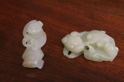 2 white jade carved ornaments