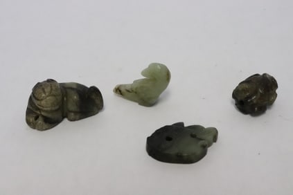 4 Chinese small jade carved ornaments
