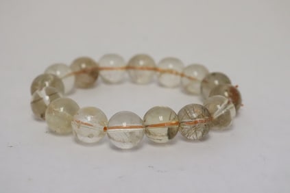A rare hair crystal bead bracelet
