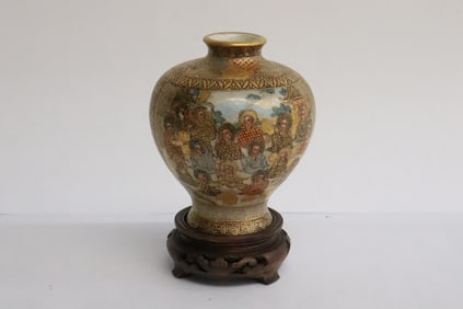 Antique satsuma small jar painted with Lohans