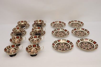 8 English Royal Crown Derby bone china cups & 10 saucers