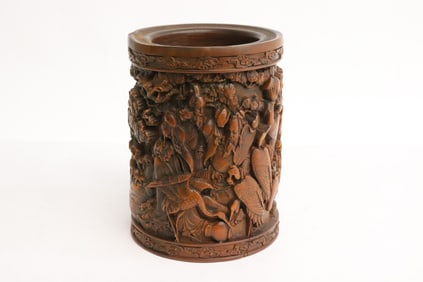 Fine Chinese wood carved brush holder