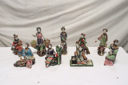 9 Chinese porcelain figures