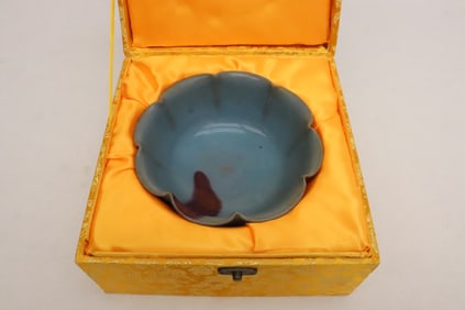 Chinese late 19th c.entury Song Jun style porcelain bowl