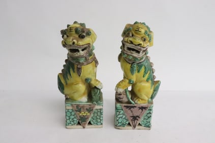Pair Chinese 19th century sancai porcelain fulions