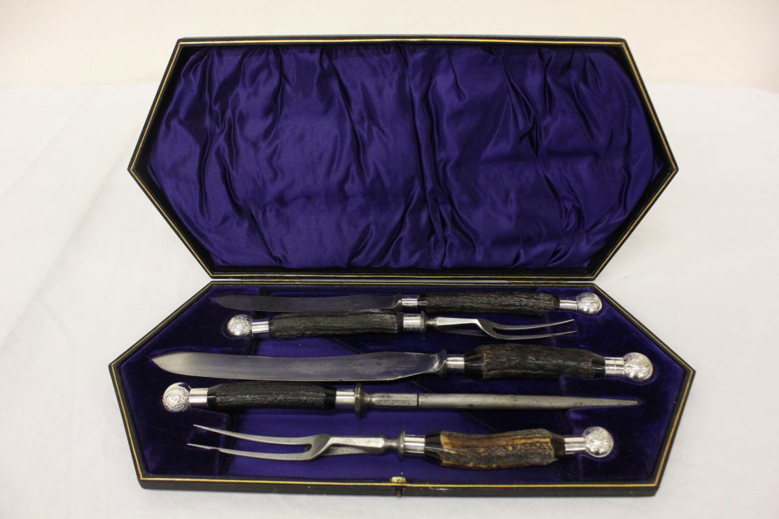 5pc English antique carving set: 5pc English antique carving set with sterling center and sterling end, with stag handle, 15.5"L, 13.2"L, 11.5"L, 11.3"L, 14"L