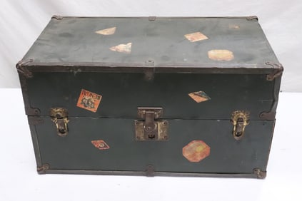 Vintage doll trunk