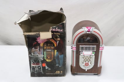 Toy battery operated jukebox, new in box