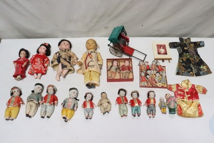 Large lot of vintage Chinese & Japanese dolls