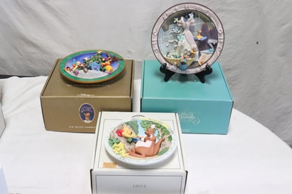 3 limited edition Disney relief plates