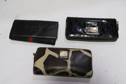 3 lady's wallet purses