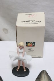 Lot of vintage toys, miniatures