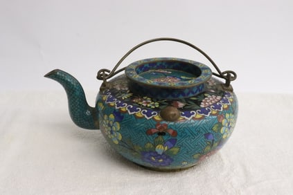Chinese 19th century cloisonne teapot
