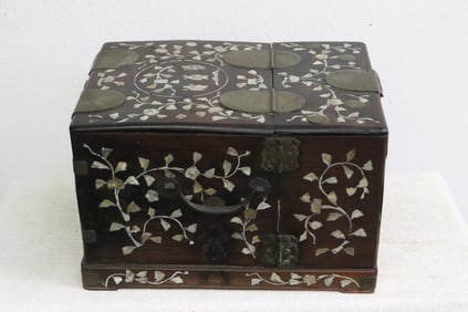 Chinese 19th c. rosewood dressing stand w/ MOP inlaid