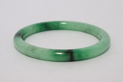 A jadeite like bangle