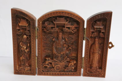Chinese wood like 3-panel shrine