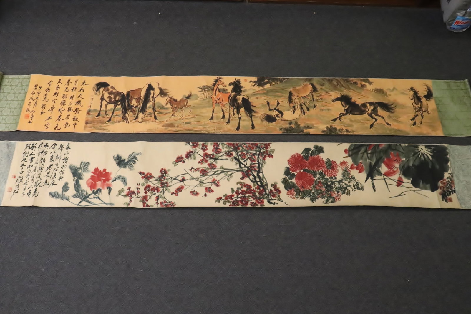2 Chinese print hand scrolls (1 of 9)