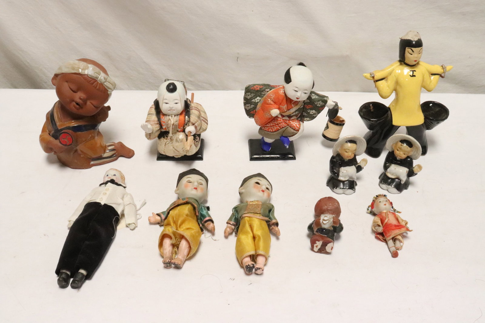 Vintage Chinese and Japanese dolls and figures: Vintage Chinese and Japanese dolls and figures, 3.25"H - 7.9"